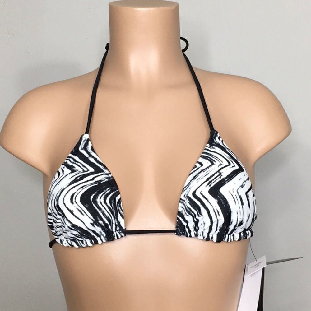 New. Volcom reversible bikini top. - Picture 2 of 9